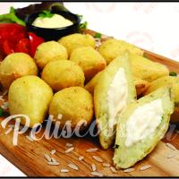 Bolinho de Arroz com Queijo Provolone e Requeijão Cremoso