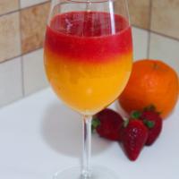 Suco de Laranja com Morango Copo 350ML